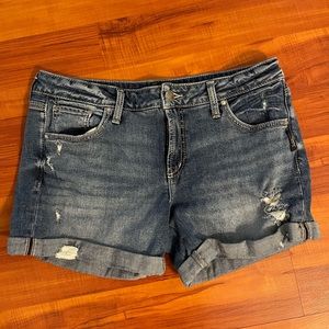 Silver Jean Shorts 💙